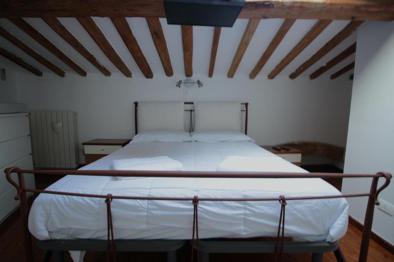 Kia Orana Guesthouse 리보르노 외부 사진