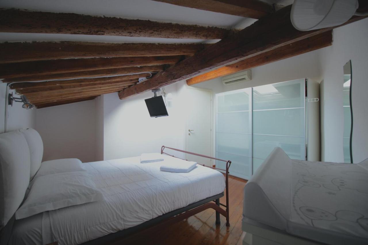 Kia Orana Guesthouse 리보르노 외부 사진