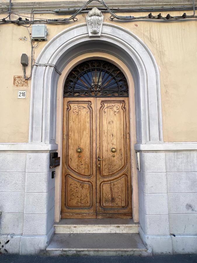Kia Orana Guesthouse 리보르노 외부 사진
